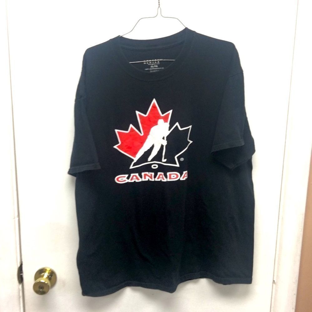 Team Canada T-Shirt Mens size XL